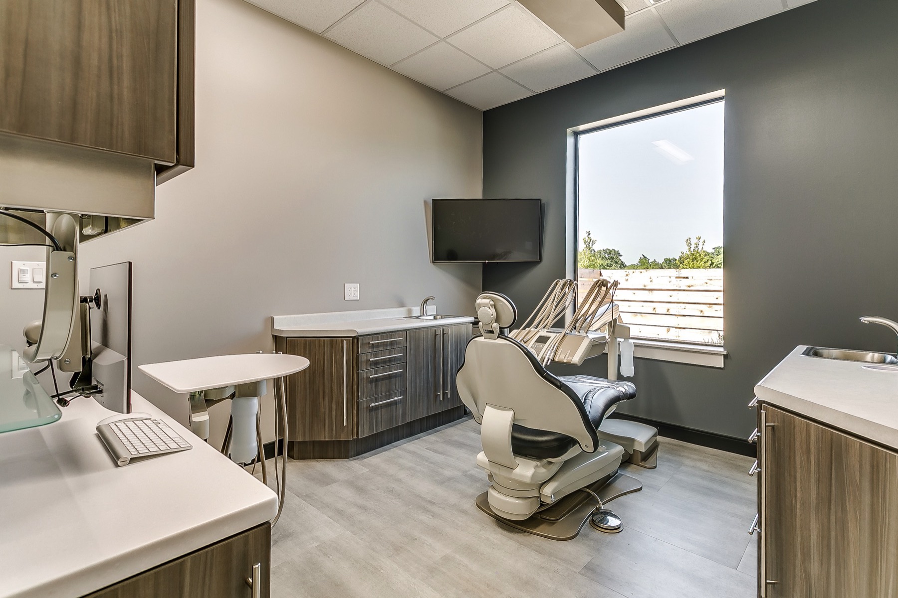 Treatment room at Crown Pointe Dentistry